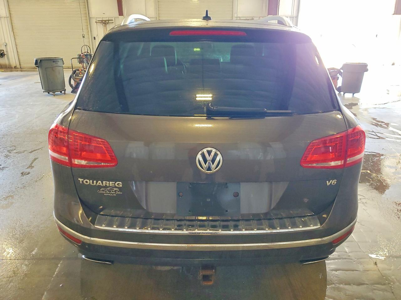 2015 Volkswagen Touareg V6 Brown vin: WVGEF9BP2FD001490