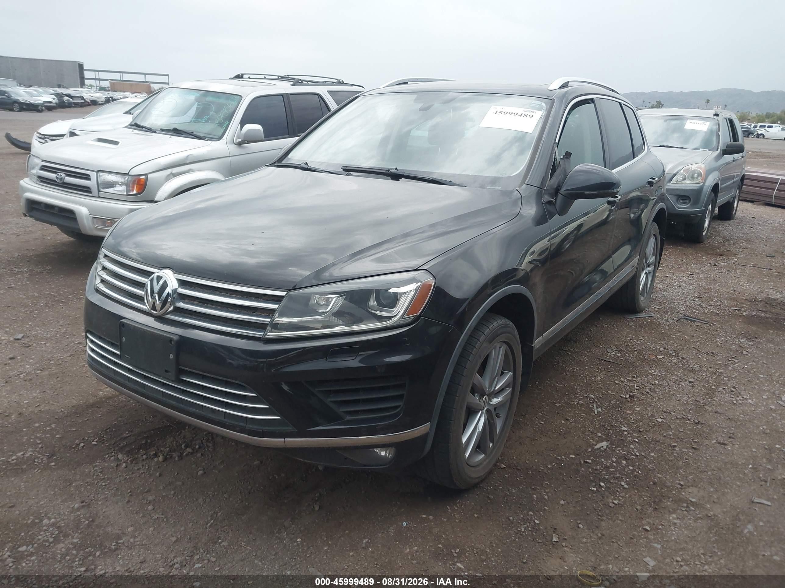 2015 Volkswagen Touareg V6 Lux Black vin: WVGEF9BP2FD003384