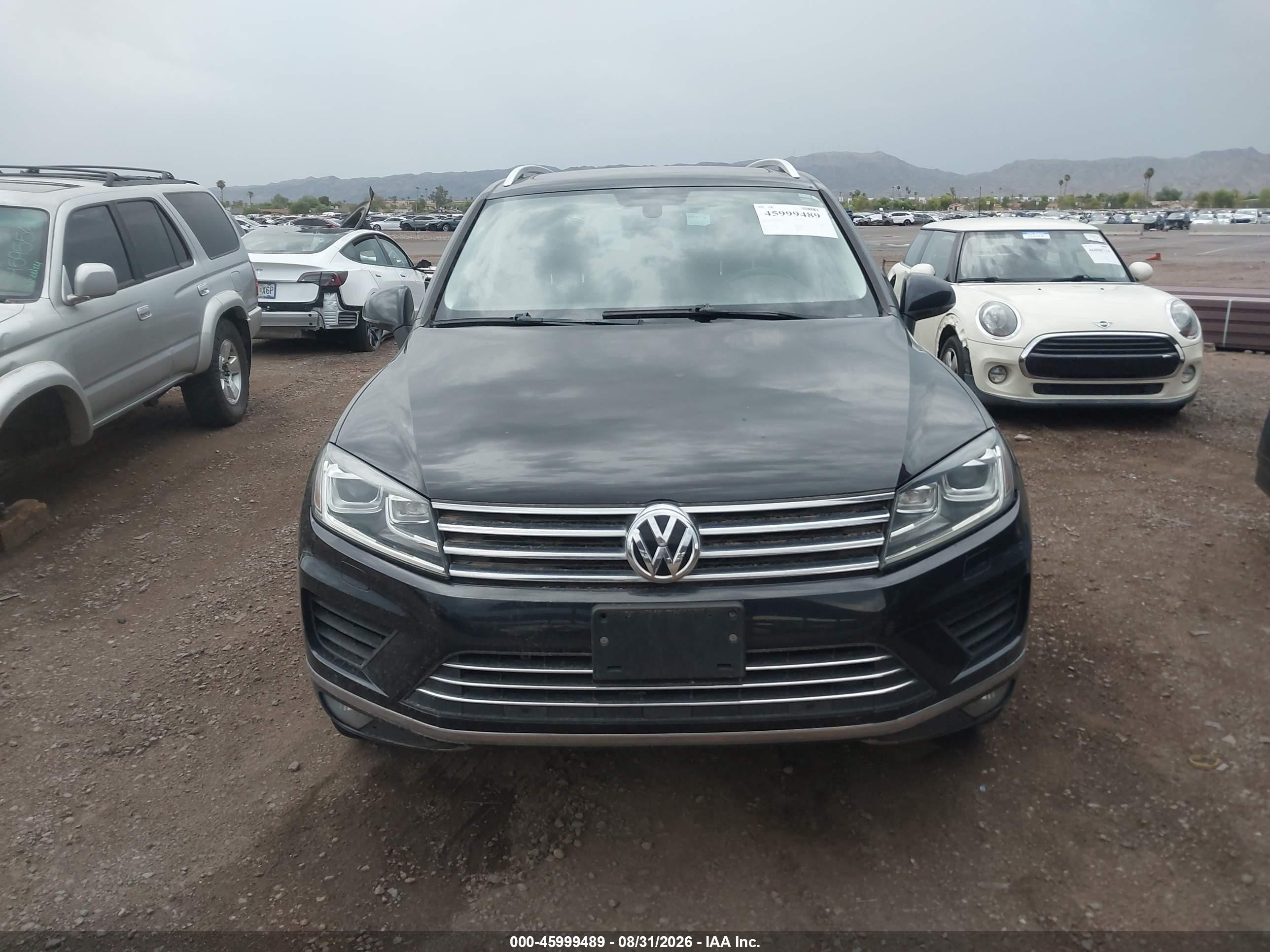 2015 Volkswagen Touareg V6 Lux Black vin: WVGEF9BP2FD003384