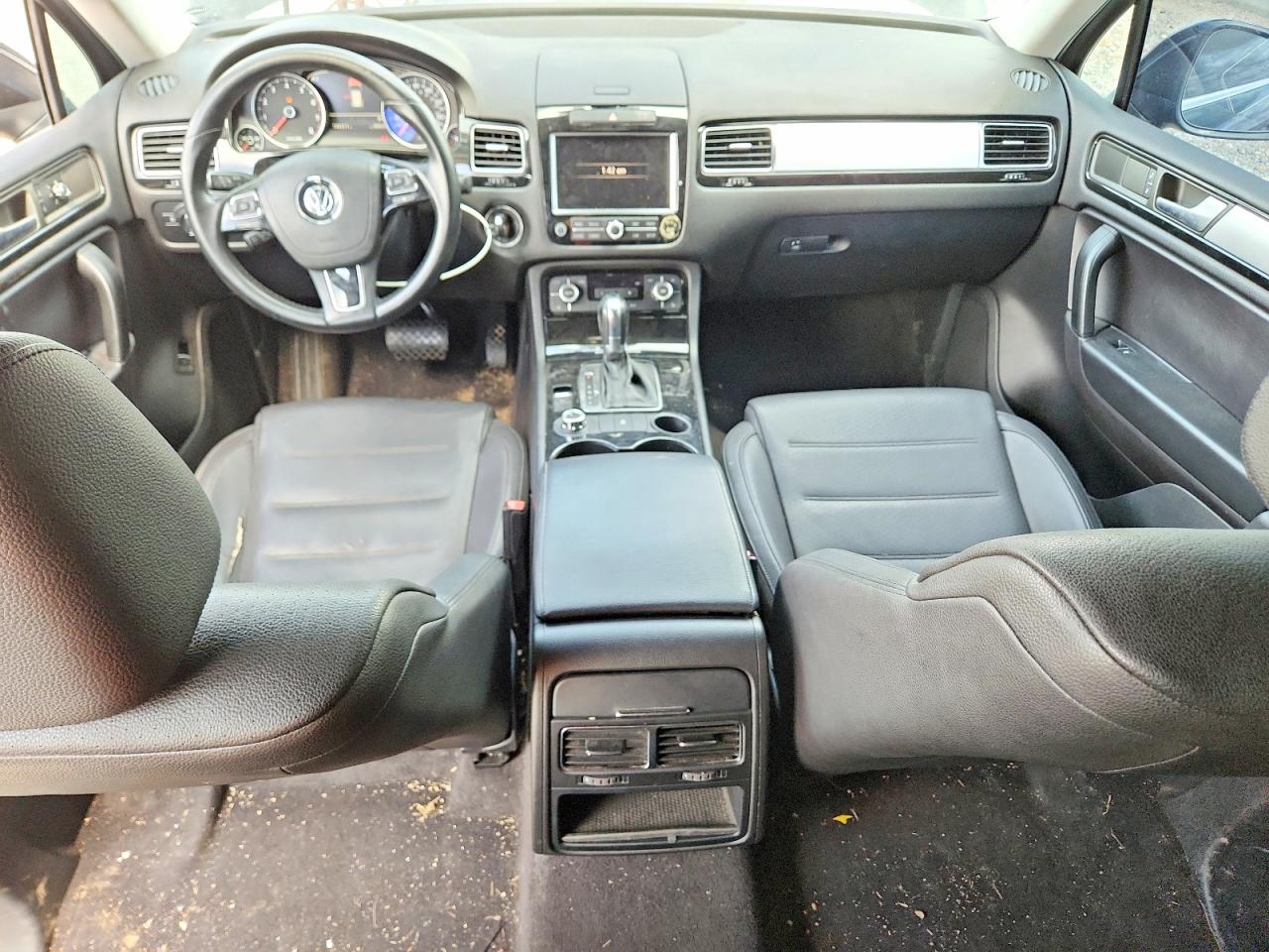 2012 Volkswagen Touareg V6 Черный vin: WVGEF9BP3CD009478