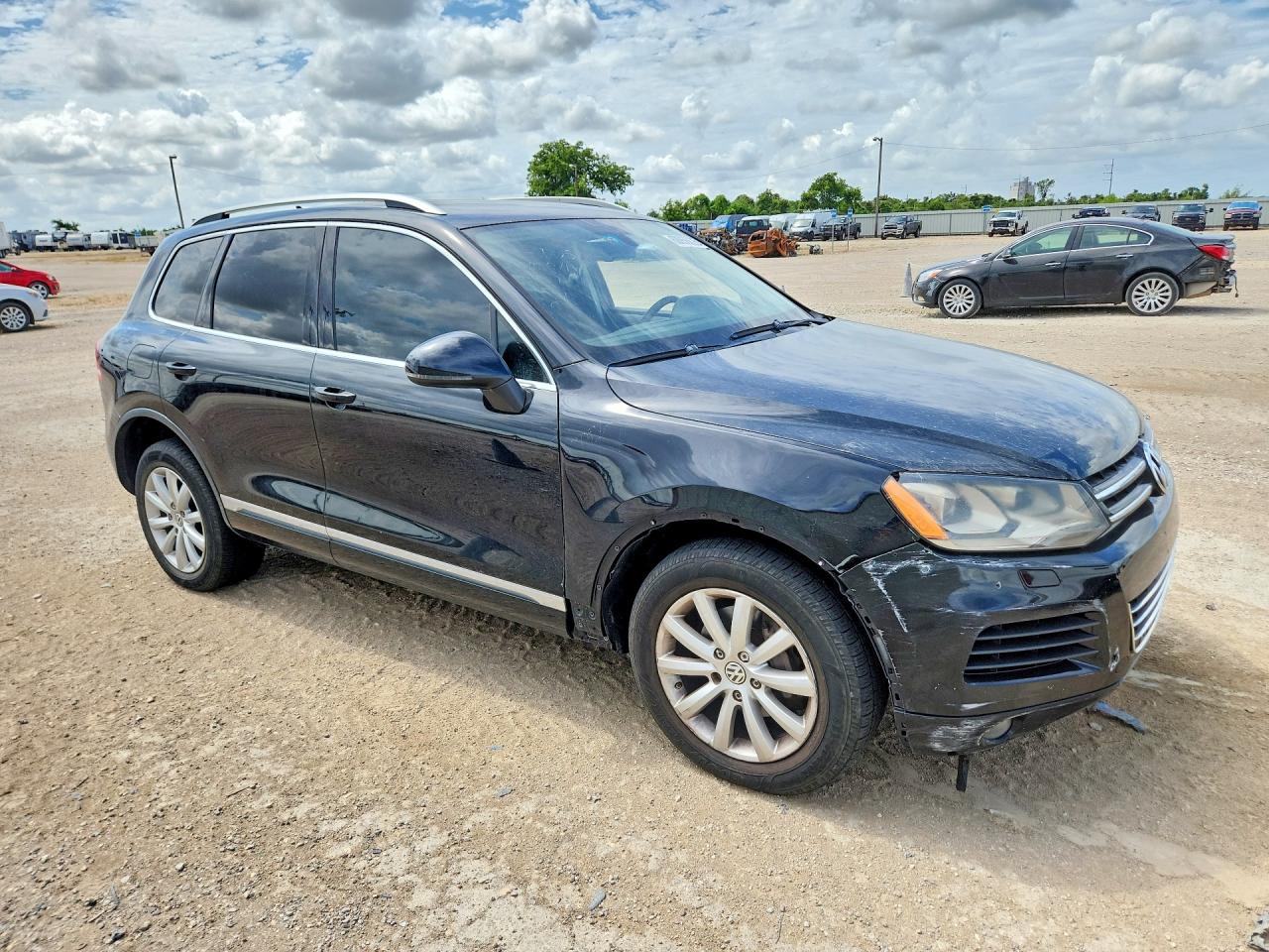 2012 Volkswagen Touareg V6 Черный vin: WVGEF9BP3CD009478