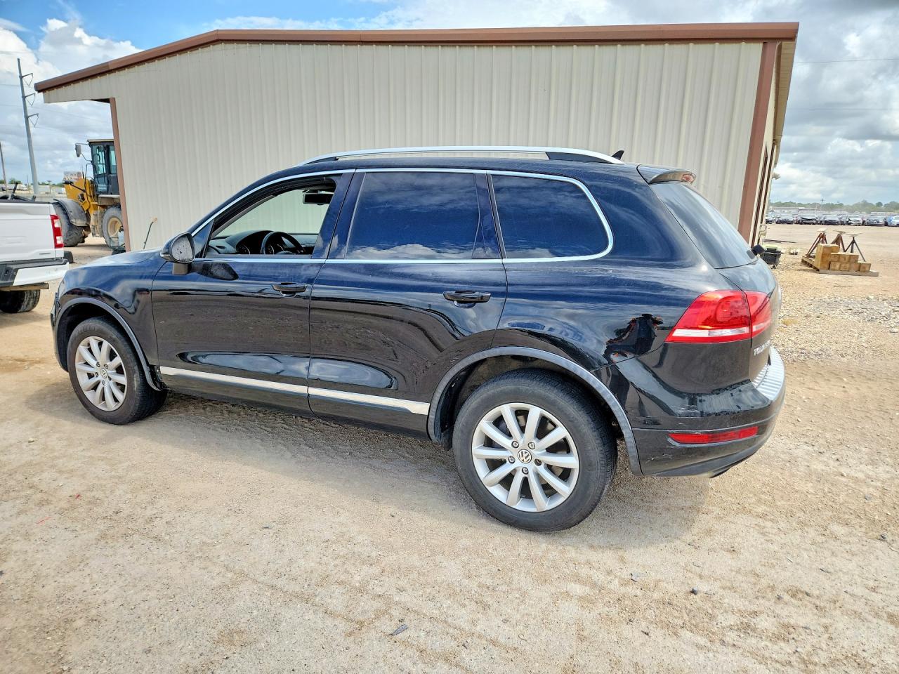 2012 Volkswagen Touareg V6 Черный vin: WVGEF9BP3CD009478