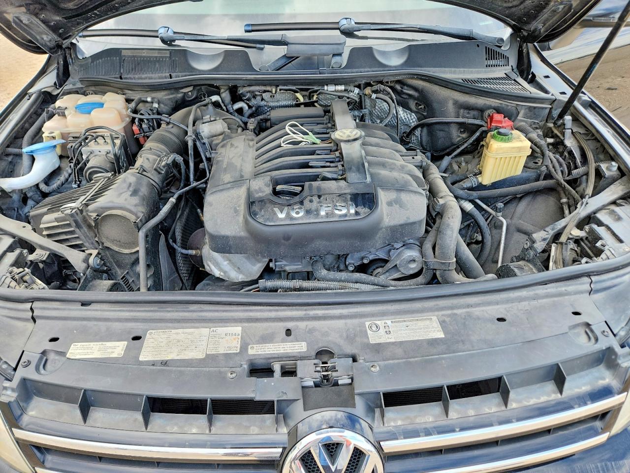 2012 Volkswagen Touareg V6 Черный vin: WVGEF9BP3CD009478