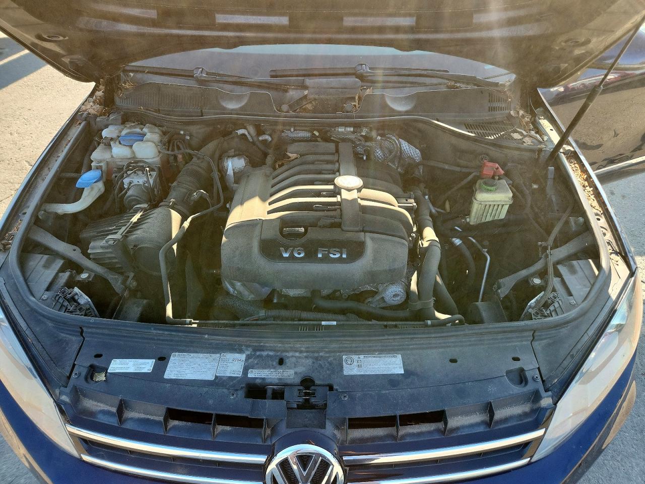 2013 Volkswagen Touareg V6 Синий vin: WVGEF9BP3DD001589
