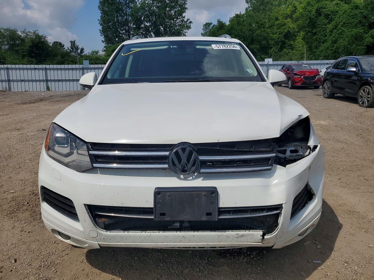 2014 Volkswagen Touareg Tdi White vin: WVGEF9BP3ED006728