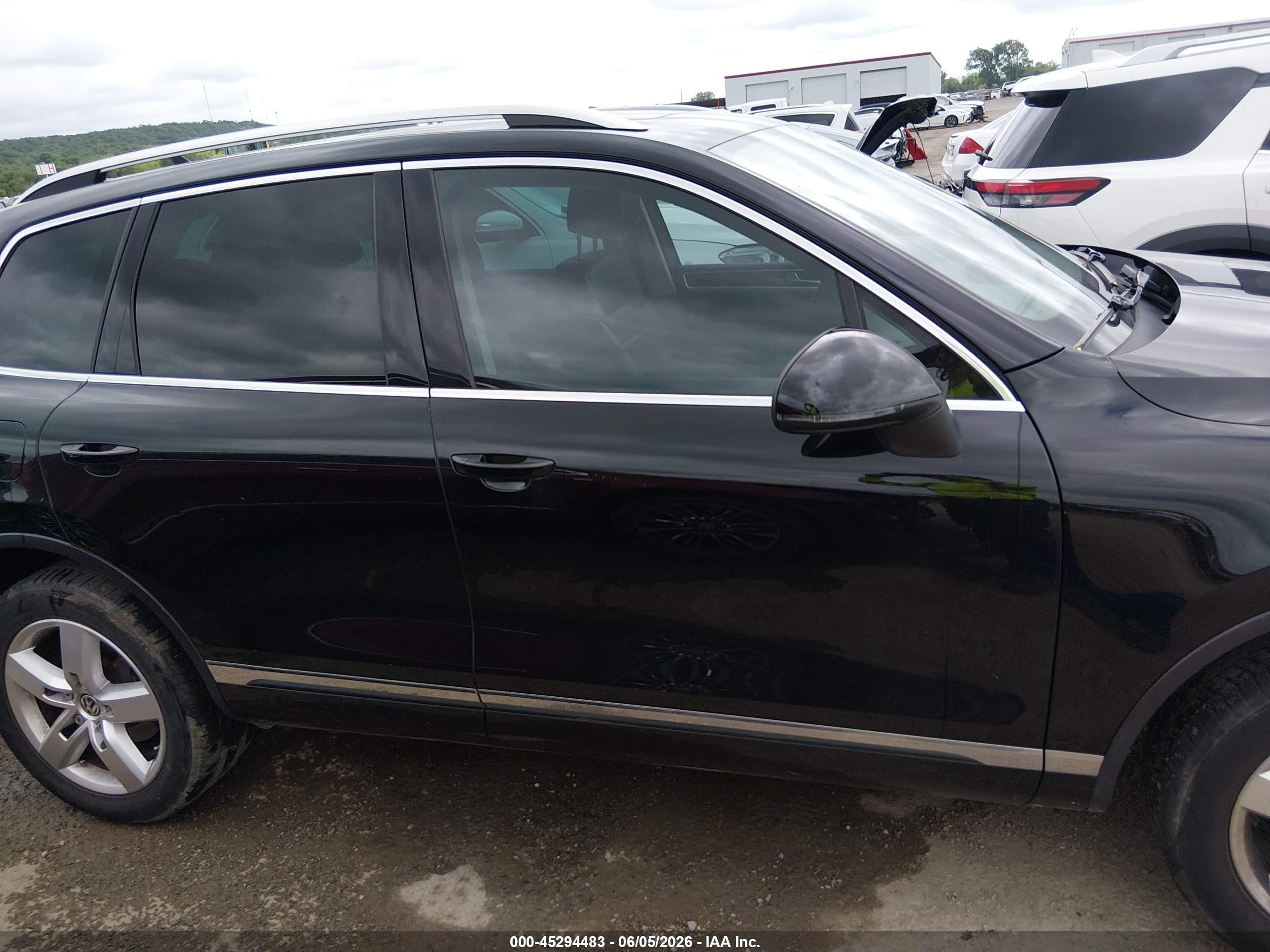 2012 Volkswagen Touareg Vr6 Lux Black vin: WVGEF9BP4CD006301