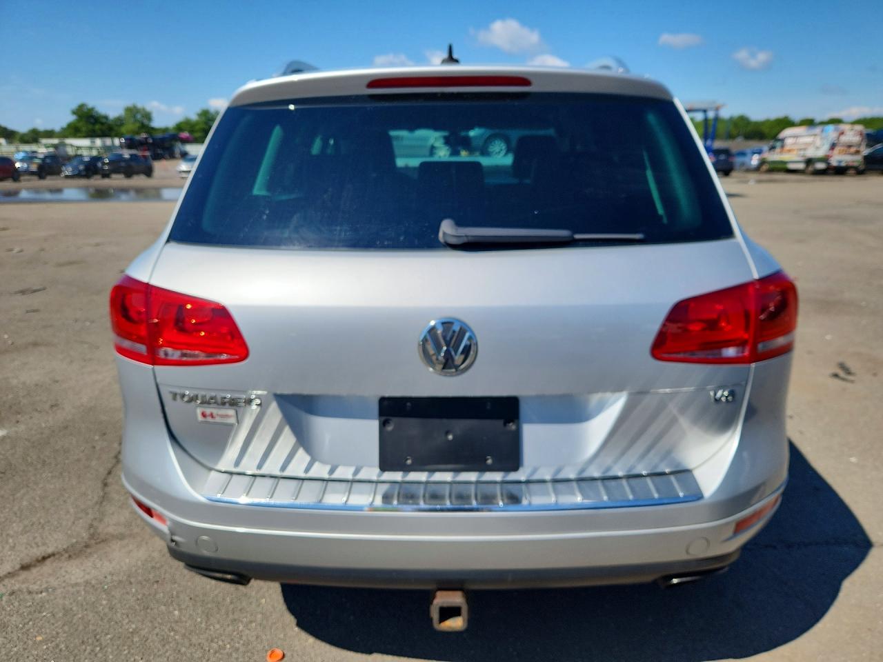 2013 Volkswagen Touareg V6 Silver vin: WVGEF9BP4DD001309