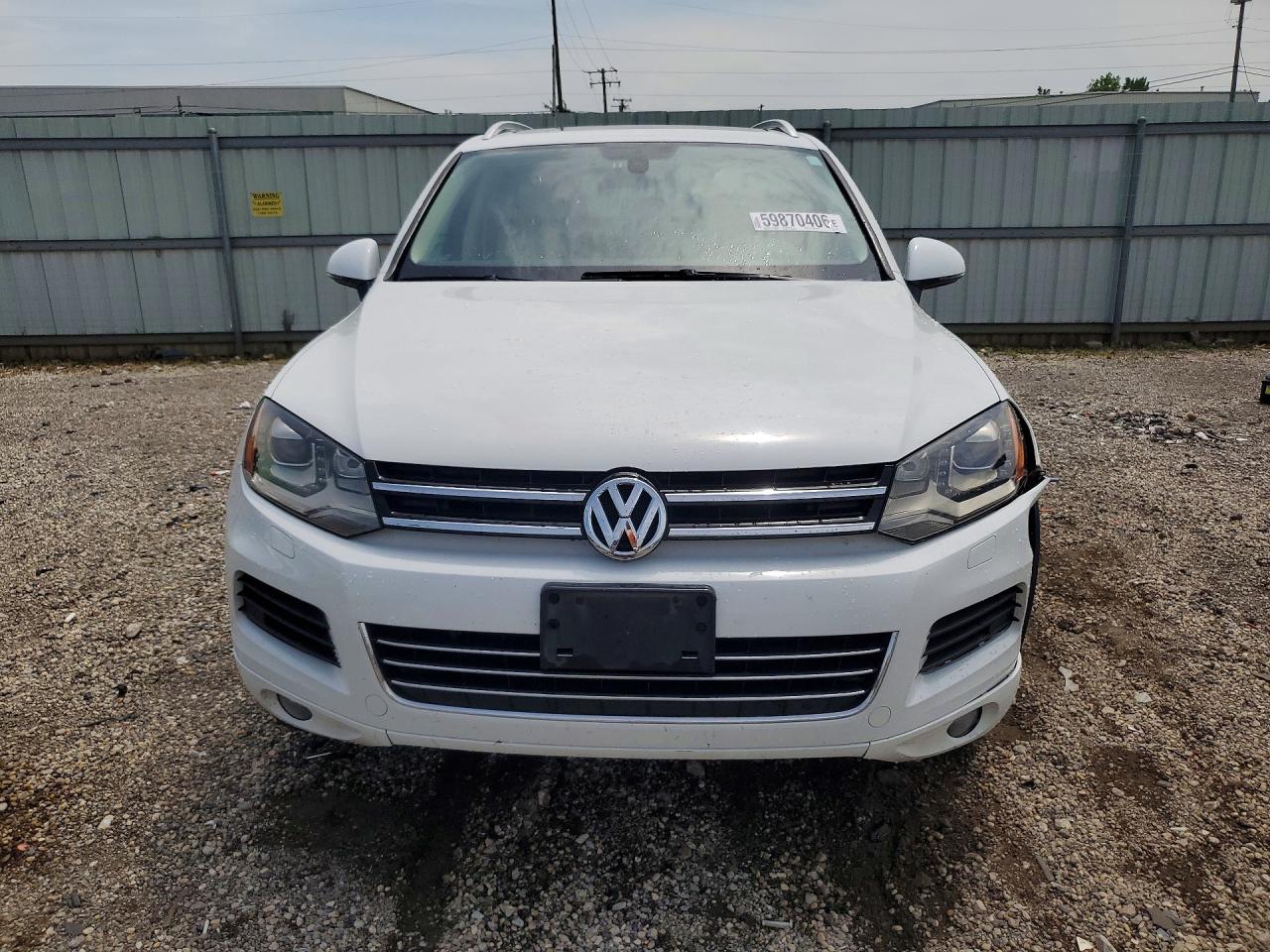 2013 Volkswagen Touareg V6 White vin: WVGEF9BP4DD002167