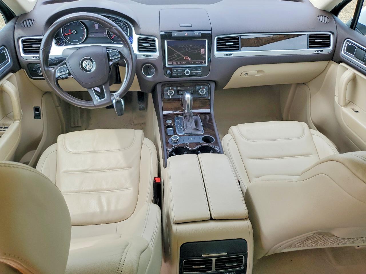 2013 Volkswagen Touareg V6 White vin: WVGEF9BP4DD002167