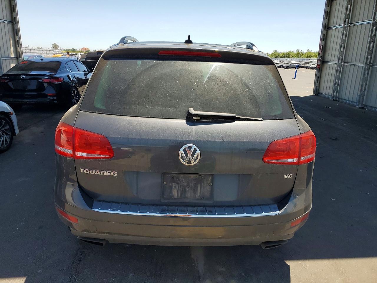 2013 Volkswagen Touareg V6 Charcoal vin: WVGEF9BP4DD008275