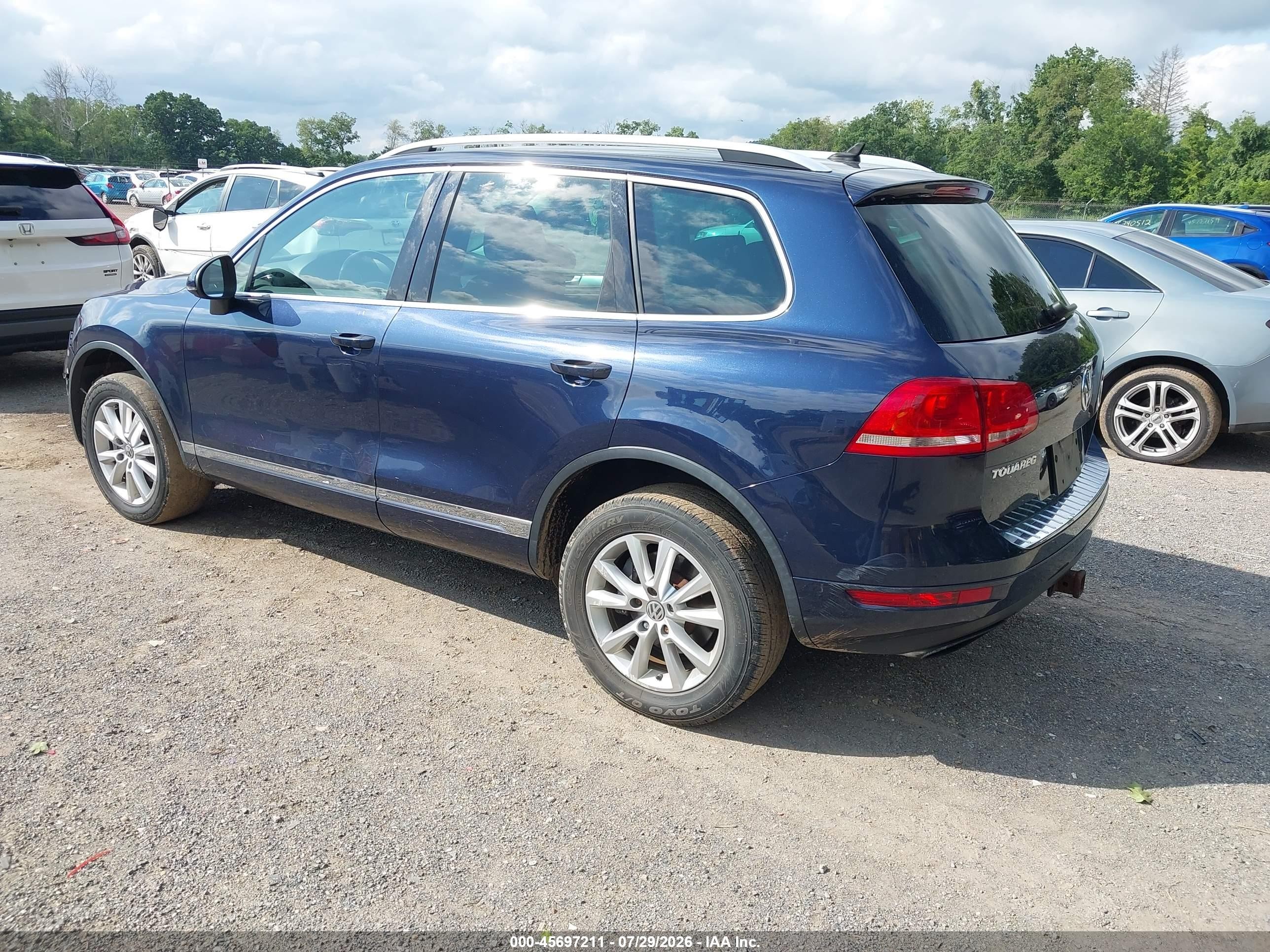 2013 Volkswagen Touareg Vr6 Sport Blue vin: WVGEF9BP5DD008222