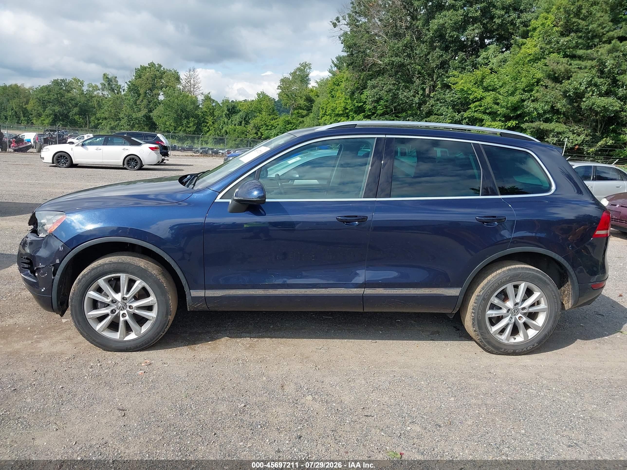 2013 Volkswagen Touareg Vr6 Sport Blue vin: WVGEF9BP5DD008222