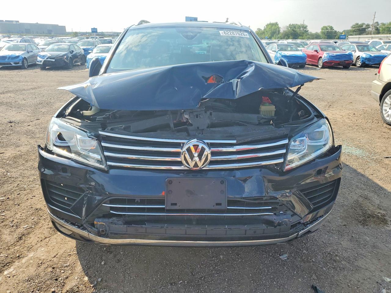 2015 Volkswagen Touareg V6 Black vin: WVGEF9BP5FD004416