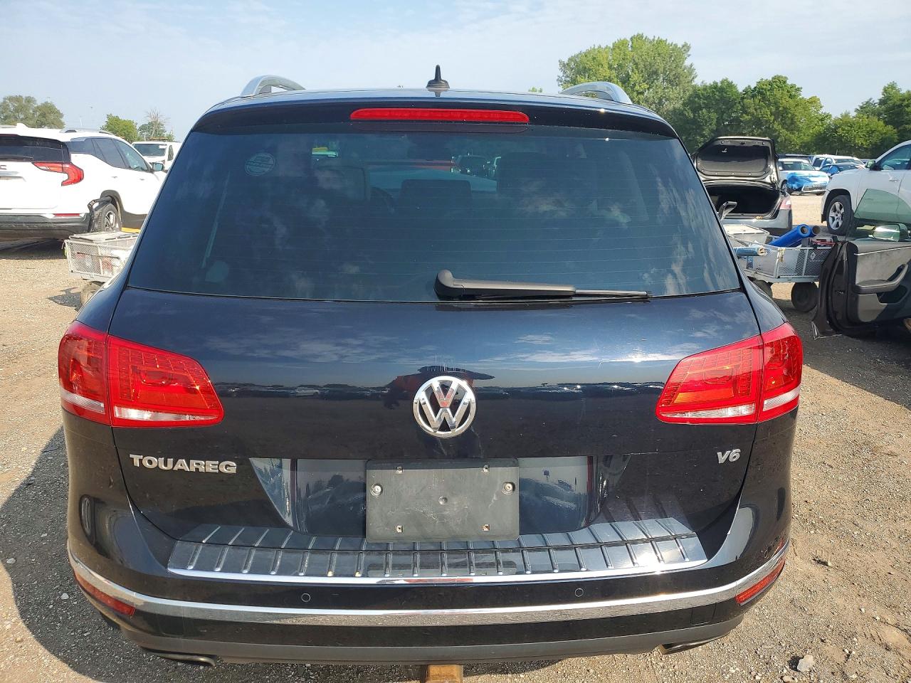 2015 Volkswagen Touareg V6 Black vin: WVGEF9BP5FD004416