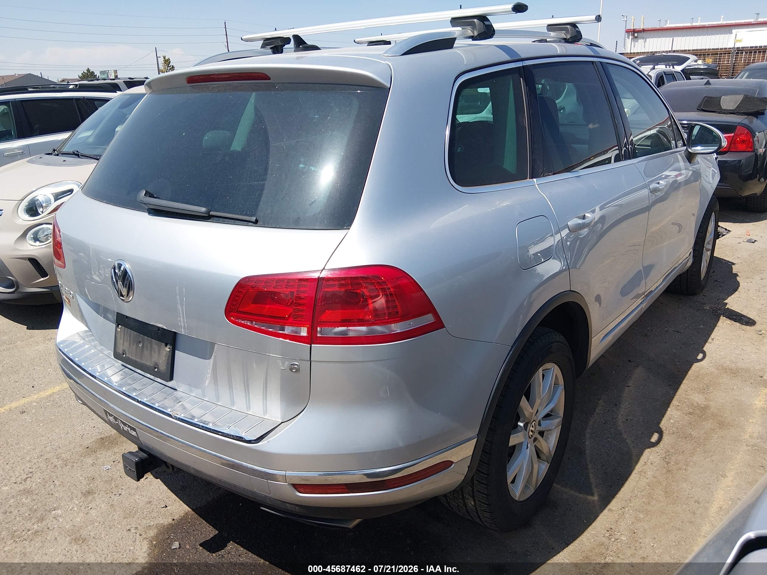 2015 Volkswagen Touareg V6 Sport Gray vin: WVGEF9BP6FD006949