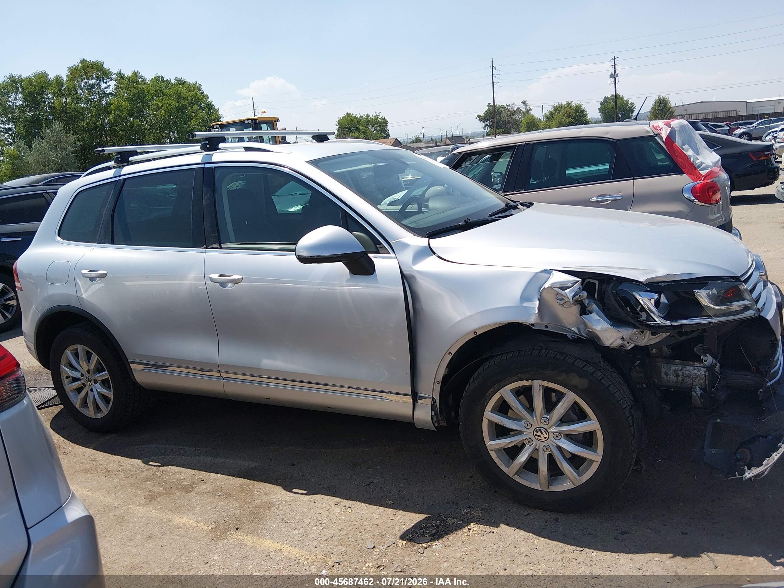 2015 Volkswagen Touareg V6 Sport Gray vin: WVGEF9BP6FD006949