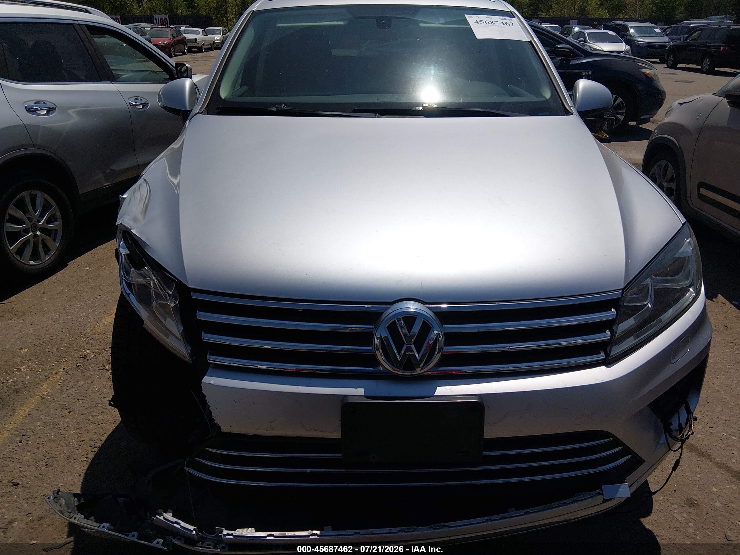 2015 Volkswagen Touareg V6 Sport Gray vin: WVGEF9BP6FD006949