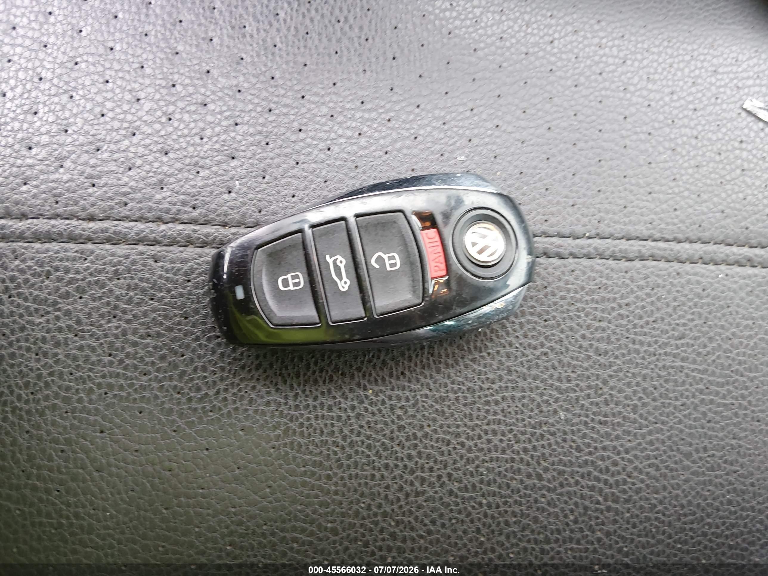 2014 Volkswagen Touareg 3.6l Sport Gray vin: WVGEF9BP7ED001192
