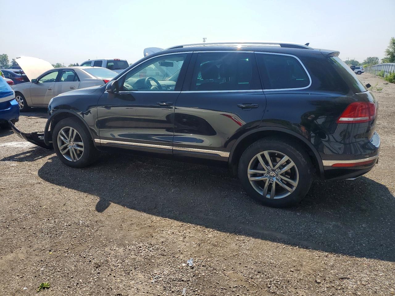 2015 Volkswagen Touareg V6 Black vin: WVGEF9BP7FD003817