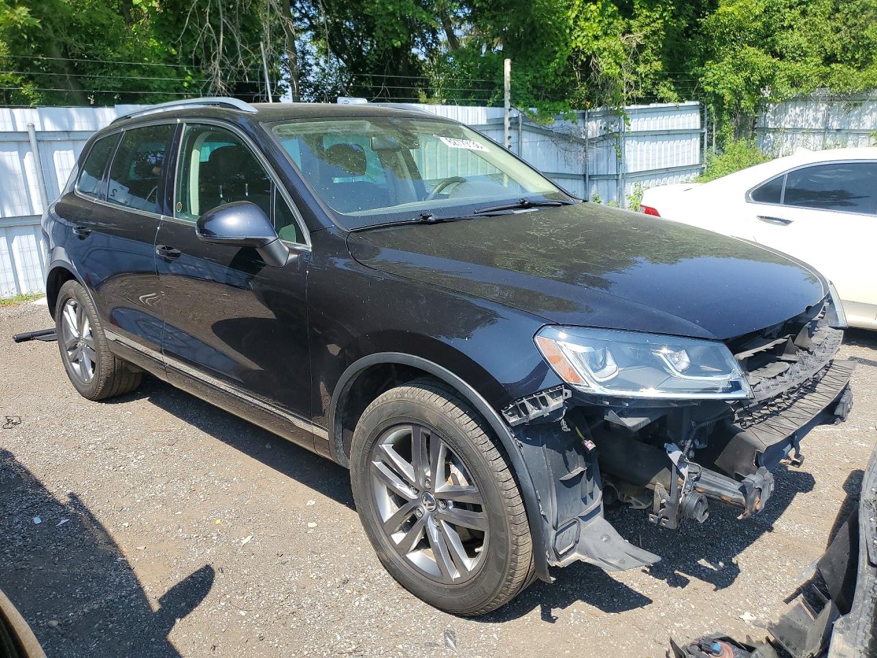 2015 Volkswagen Touareg V6 Black vin: WVGEF9BP7FD003817