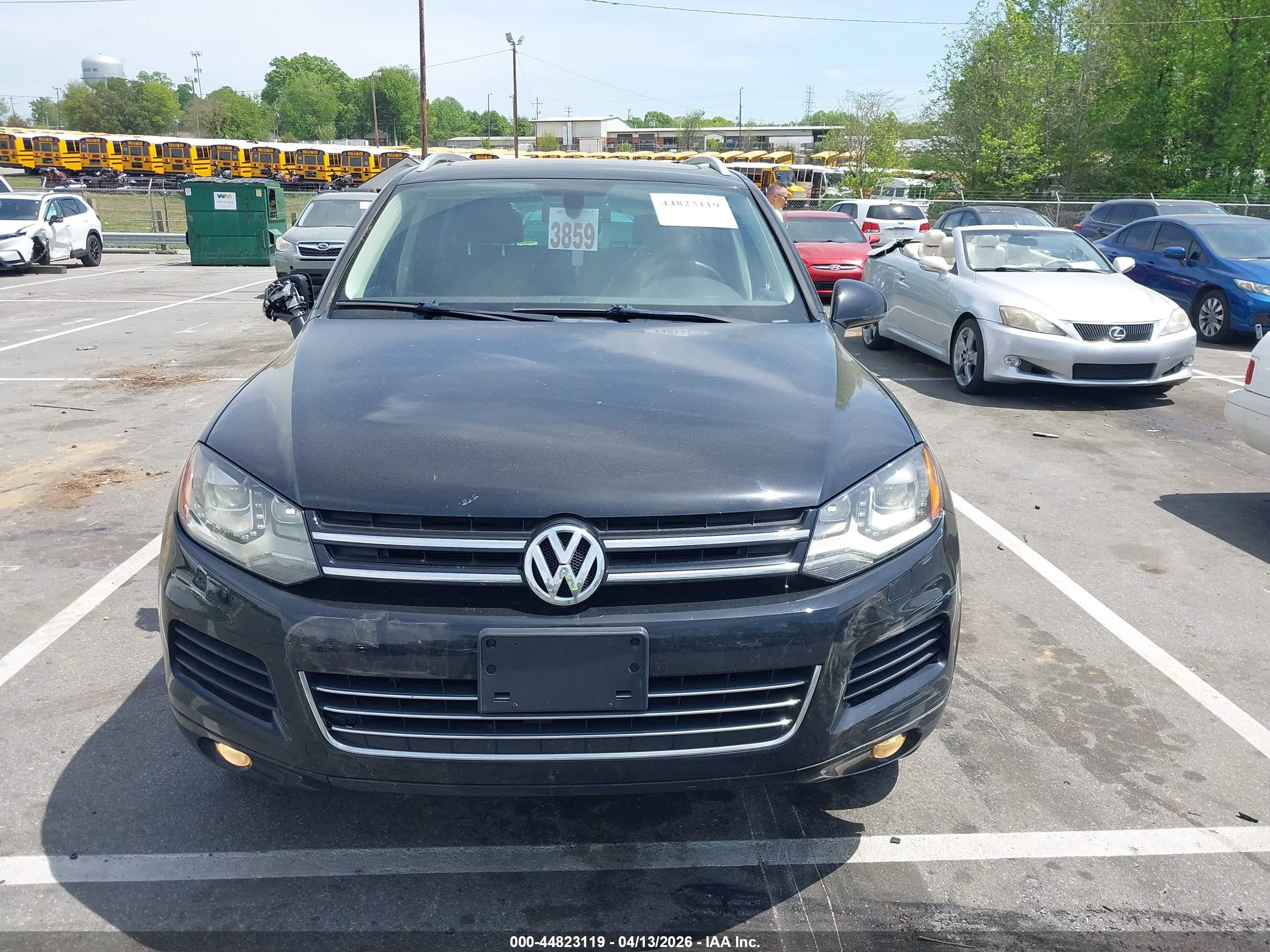 2014 Volkswagen Touareg 3.6l Lux Черный vin: WVGEF9BP8ED006675