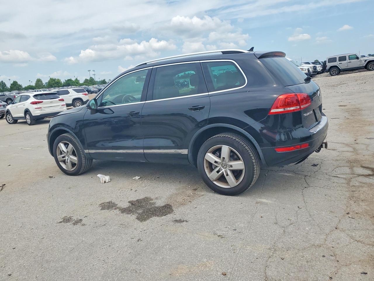 2014 Volkswagen Touareg V6 Black vin: WVGEF9BP8ED014727