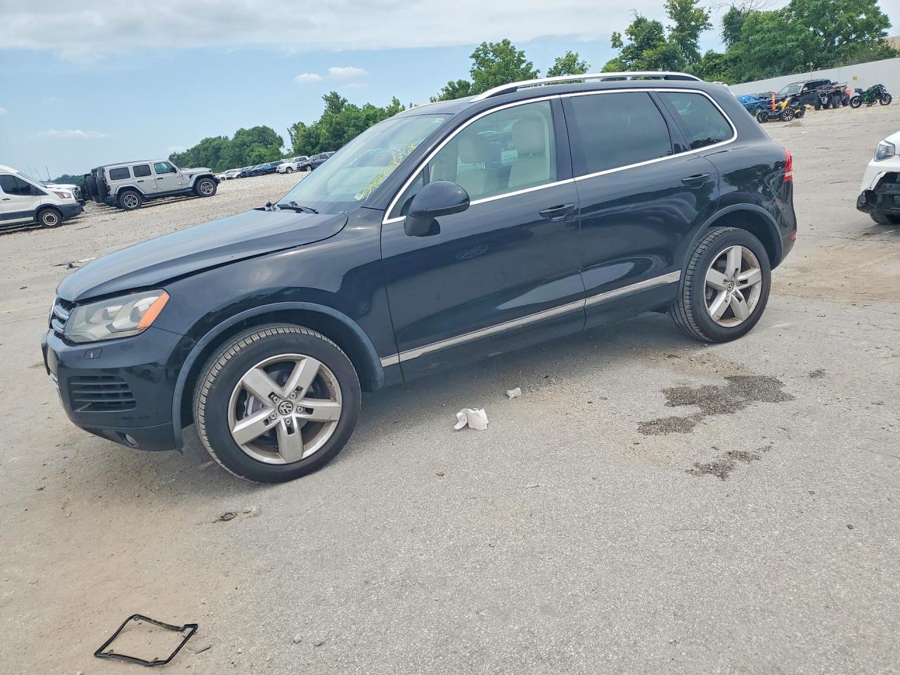 2014 Volkswagen Touareg V6 Black vin: WVGEF9BP8ED014727