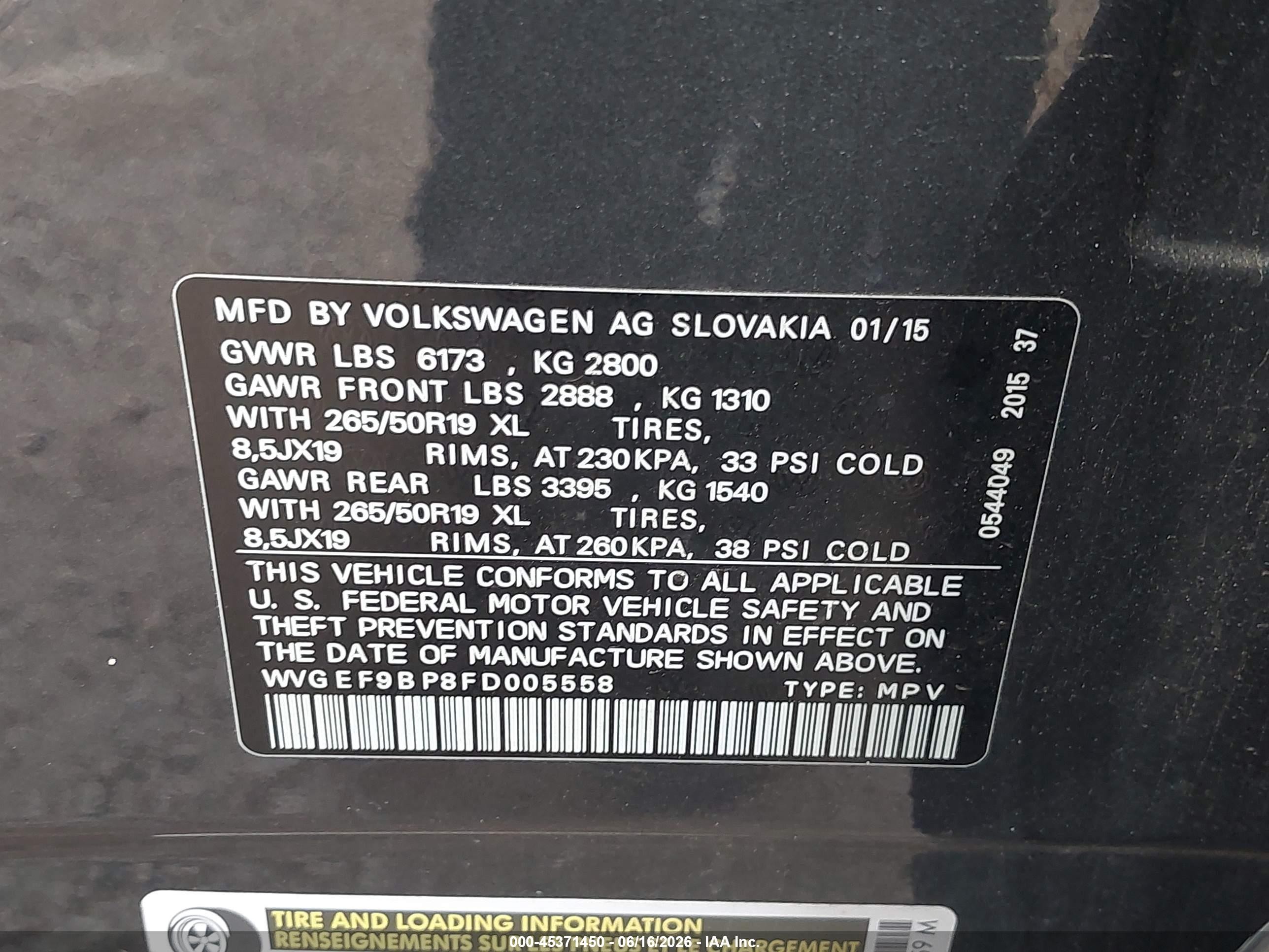 2015 Volkswagen Touareg V6 Lux Gray vin: WVGEF9BP8FD005558