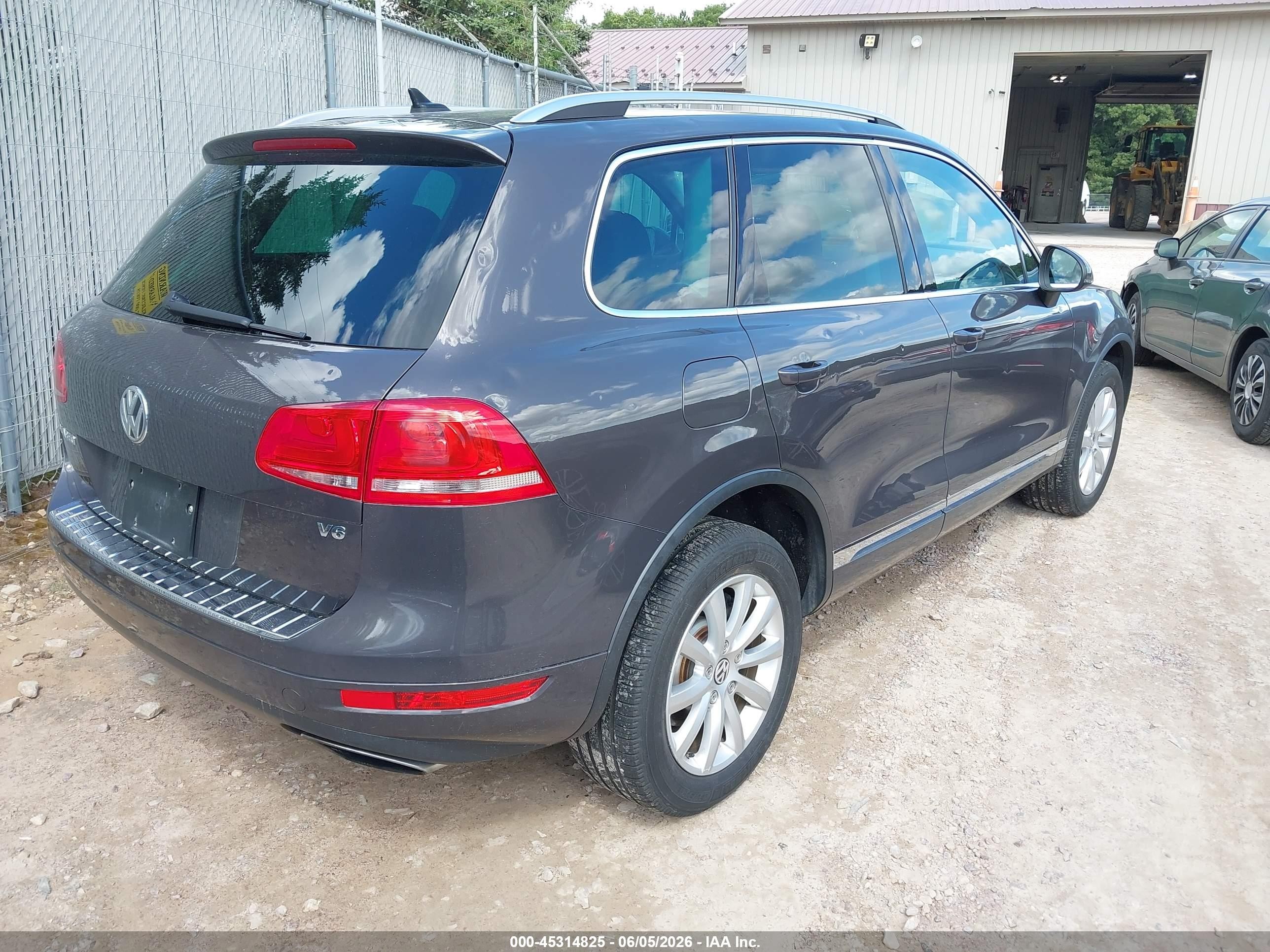 2012 Volkswagen Touareg Vr6 Sport Gray vin: WVGEF9BP9CD006228