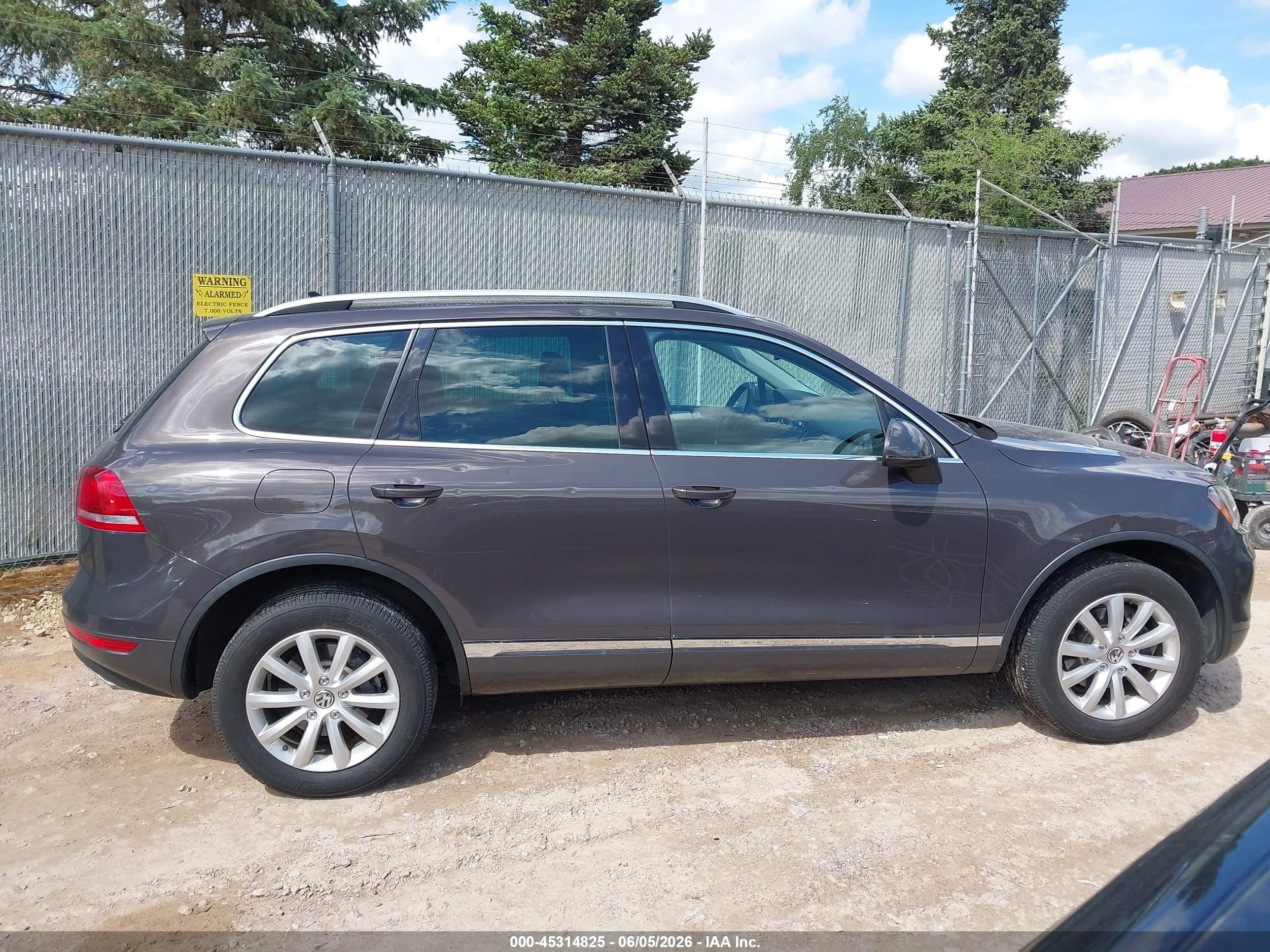 2012 Volkswagen Touareg Vr6 Sport Gray vin: WVGEF9BP9CD006228