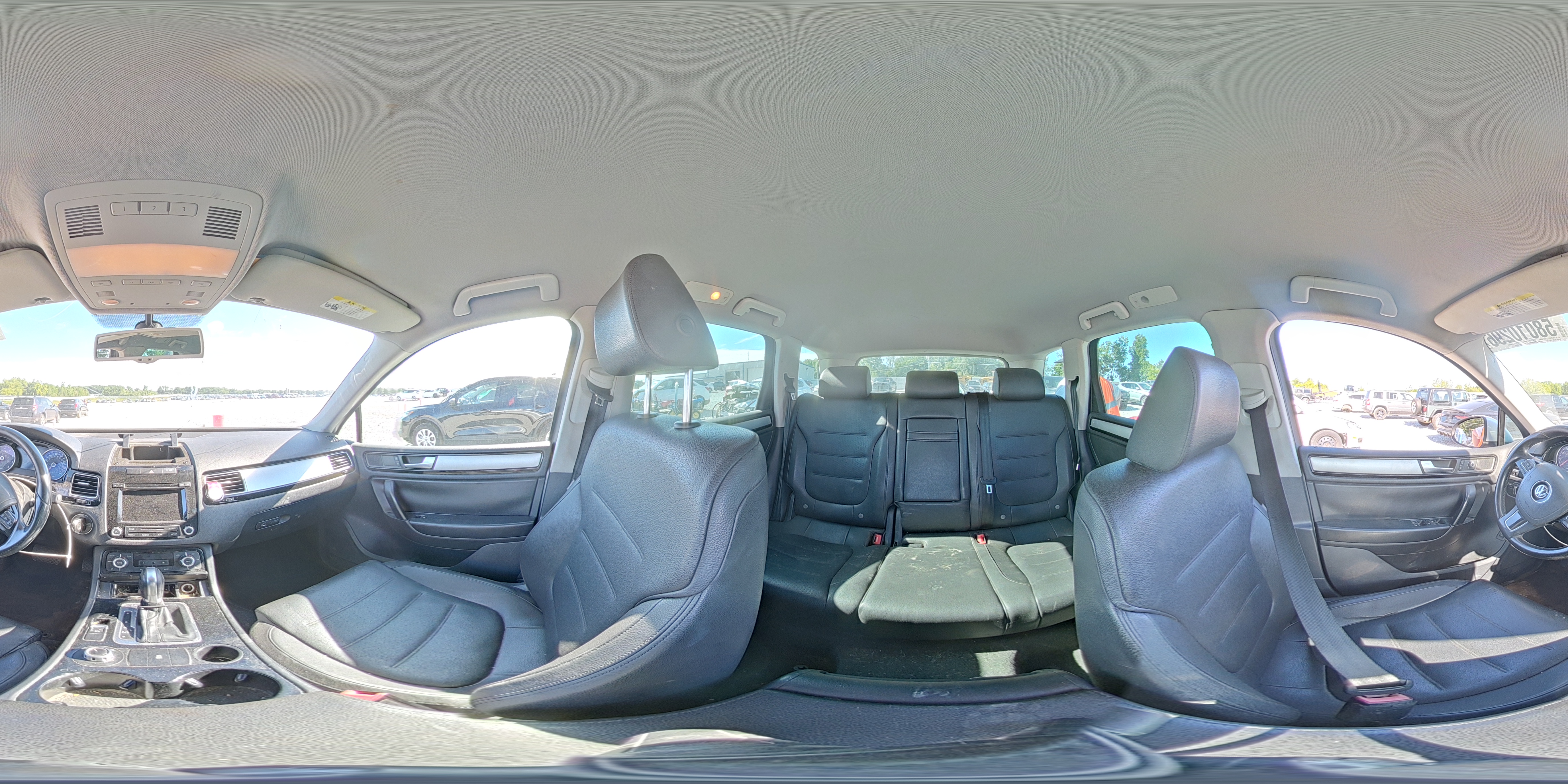 2014 Volkswagen Touareg V6 Silver vin: WVGEF9BP9ED004823