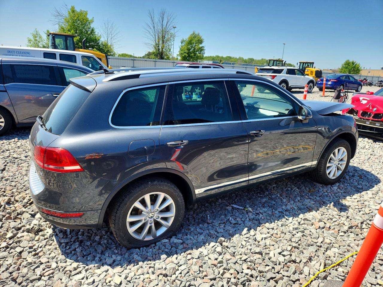 2013 Volkswagen Touareg V6 Gray vin: WVGEF9BPXDD003680