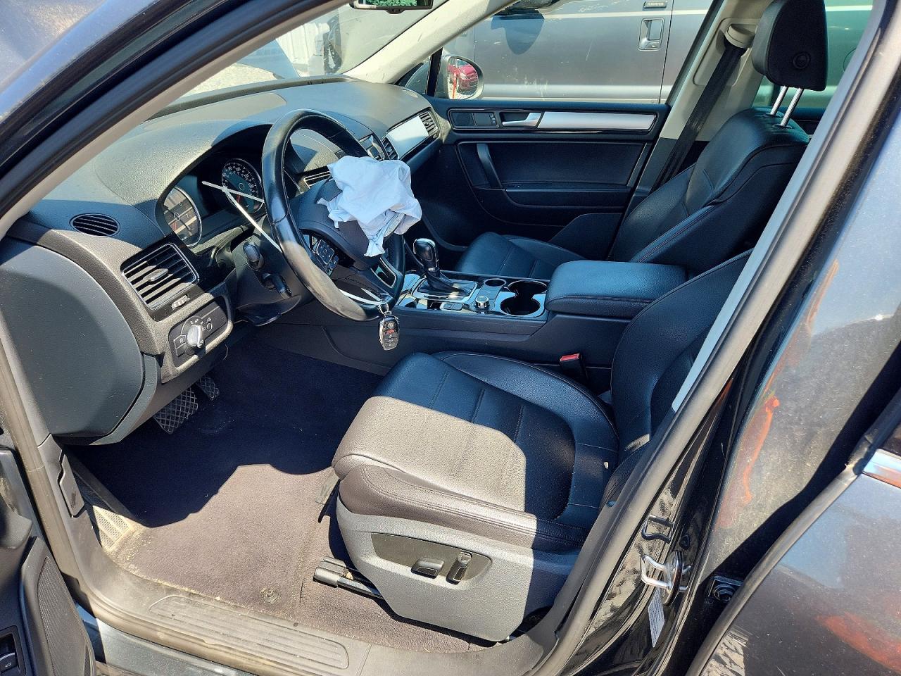 2013 Volkswagen Touareg V6 Gray vin: WVGEF9BPXDD003680