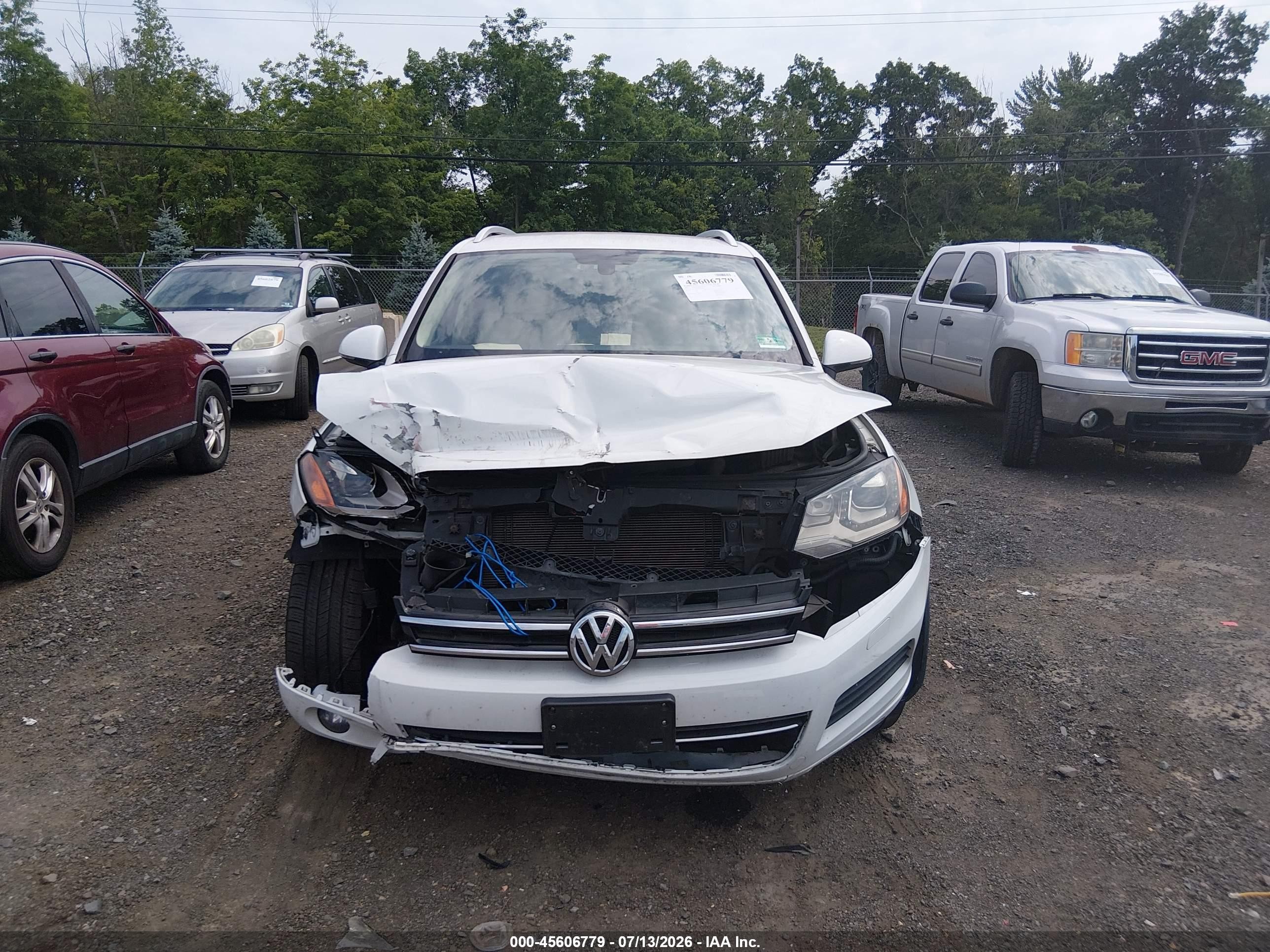 2013 Volkswagen Touareg Vr6 Sport White vin: WVGEF9BPXDD004828