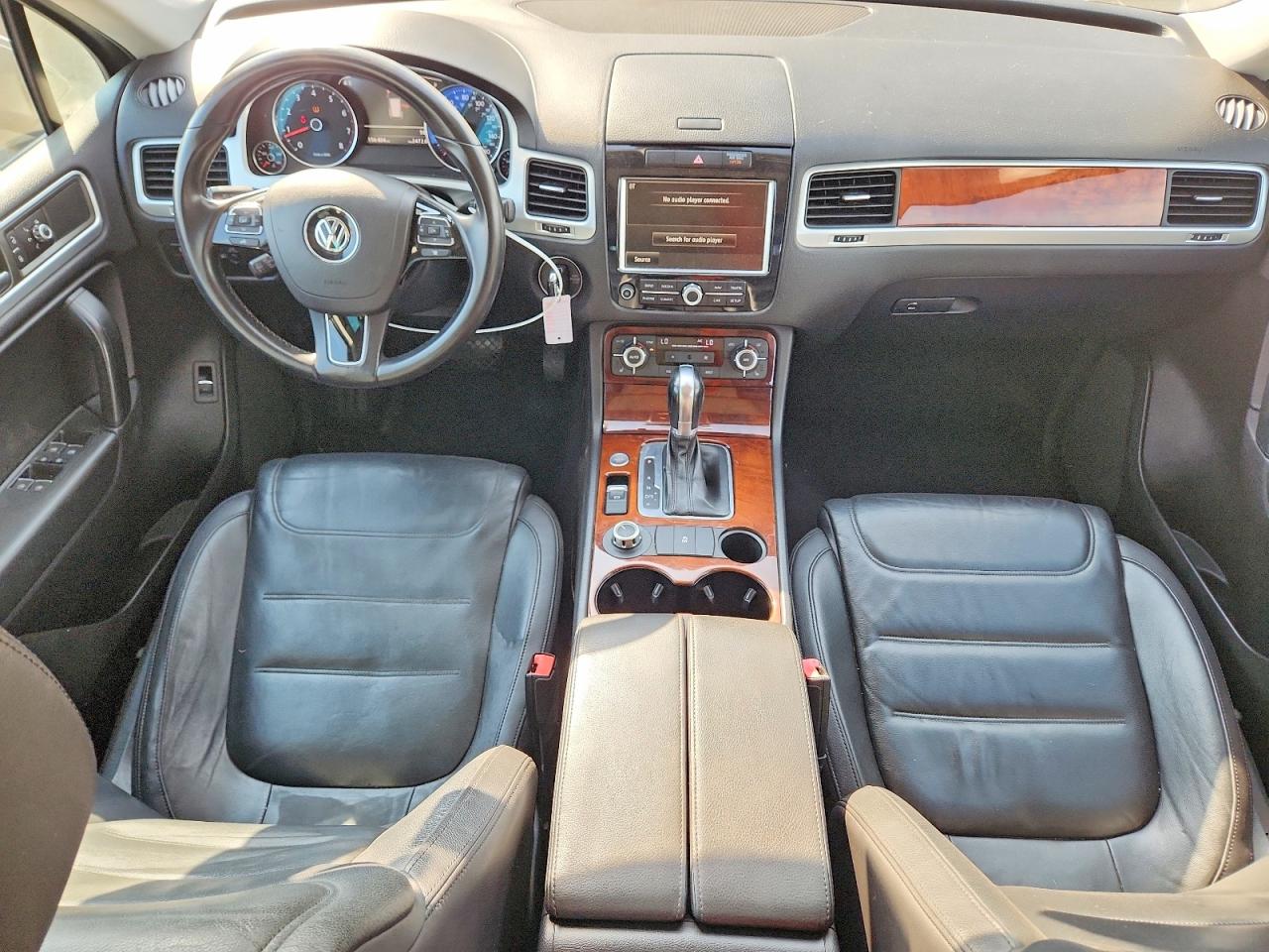 2014 Volkswagen Touareg V6 Черный vin: WVGEF9BPXED010940