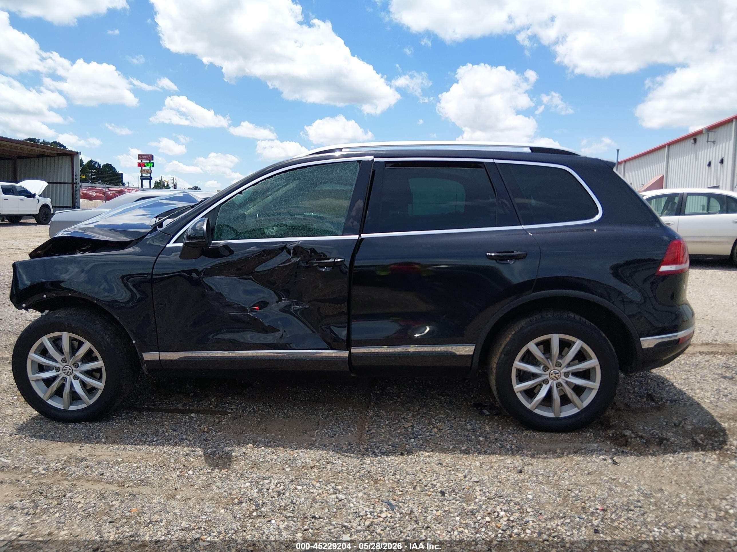 2015 Volkswagen Touareg V6 Sport Black vin: WVGEF9BPXFD006615