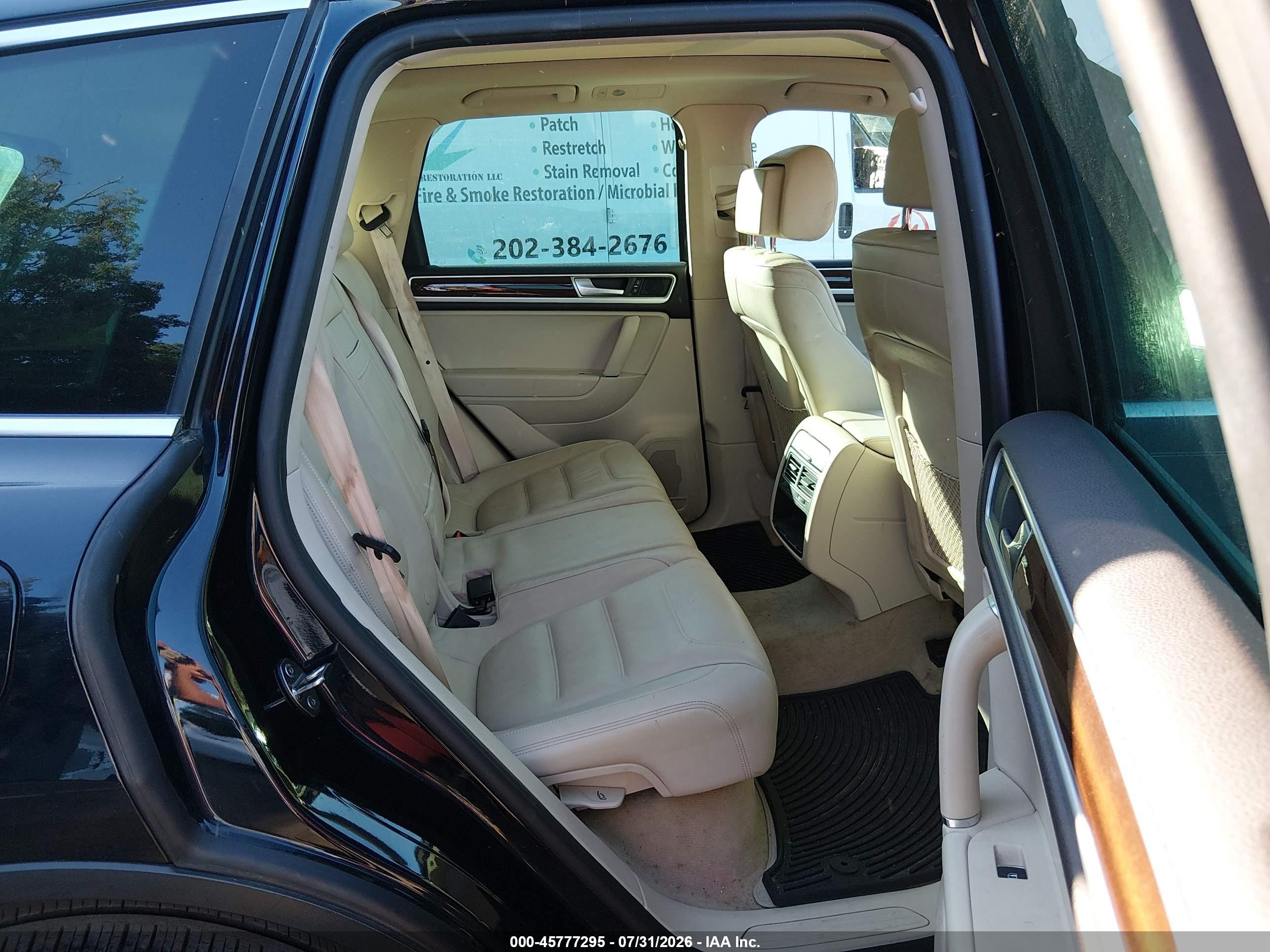 2015 Volkswagen Touareg V6 Lux Blue vin: WVGEF9BPXFD006811