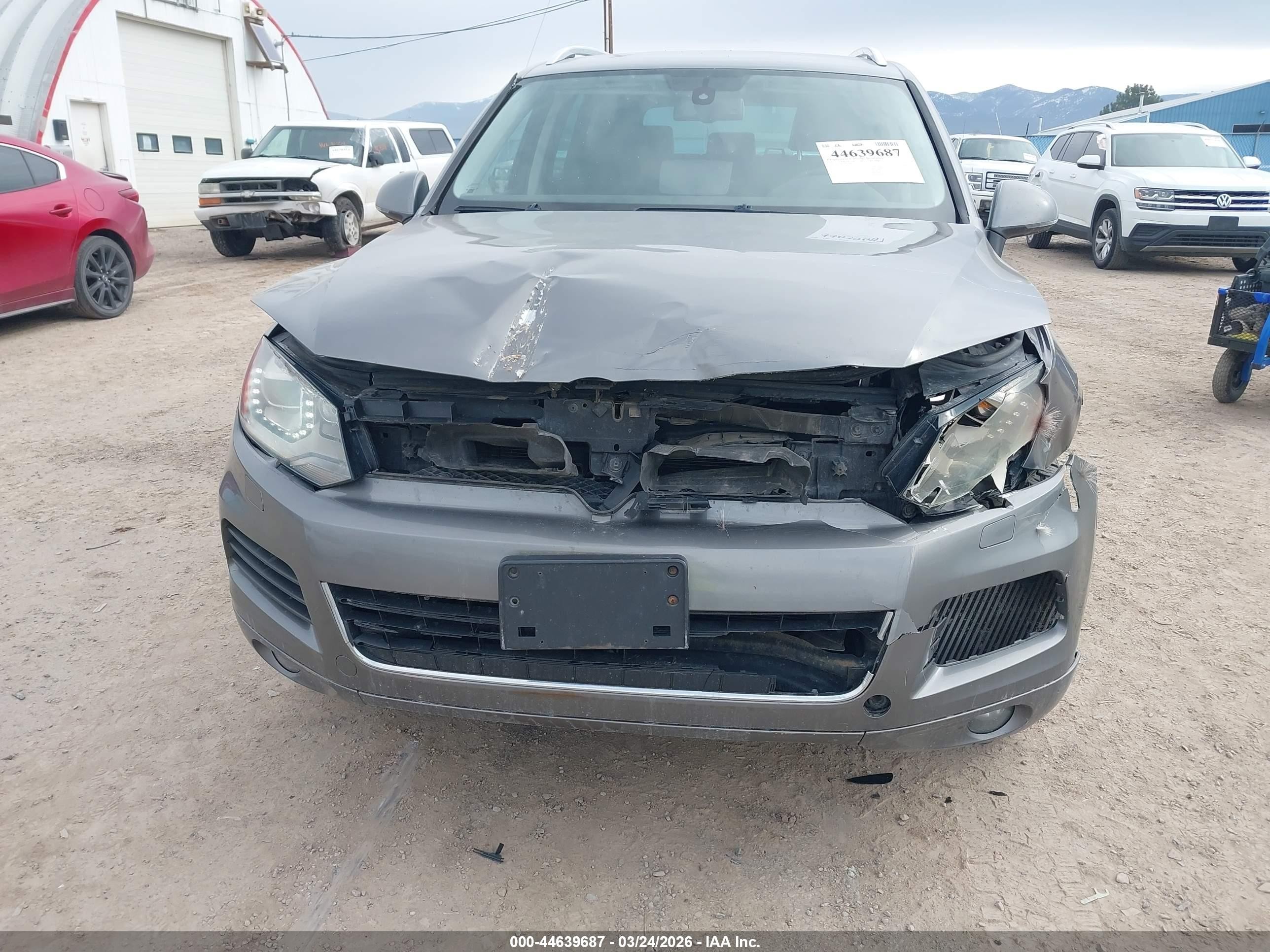 2012 Volkswagen Touareg Tdi Sport Gray vin: WVGEK9BP0CD006274