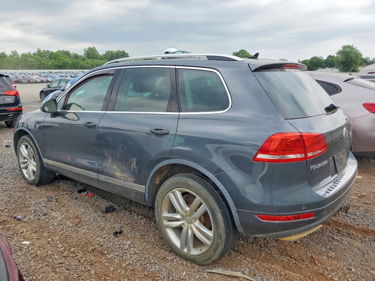 2012 Volkswagen Touareg V6 Tdi Gray vin: WVGEK9BP0CD006727