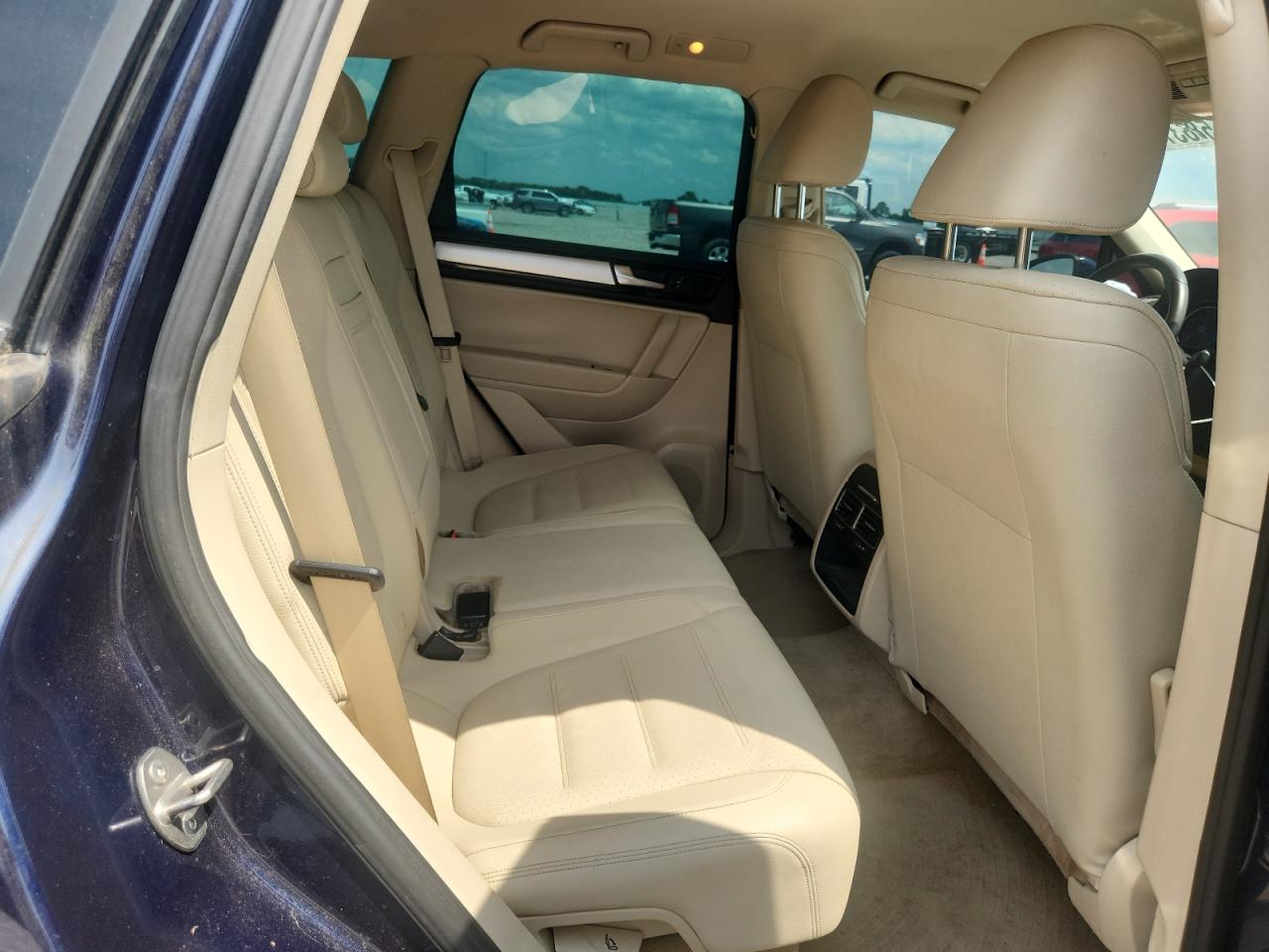 2012 Volkswagen Touareg V6 Tdi Blue vin: WVGEK9BP3CD006821