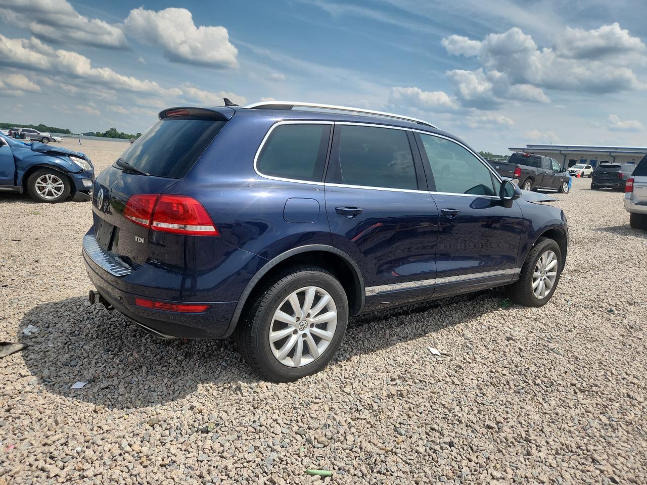 2012 Volkswagen Touareg V6 Tdi Blue vin: WVGEK9BP3CD006821