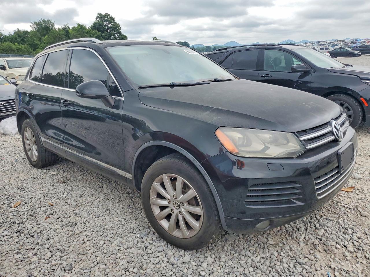 2012 Volkswagen Touareg V6 Tdi Black vin: WVGEK9BP3CD006883