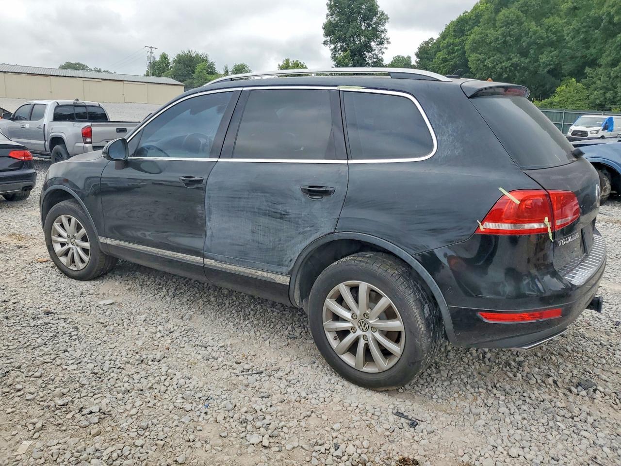 2012 Volkswagen Touareg V6 Tdi Black vin: WVGEK9BP3CD006883