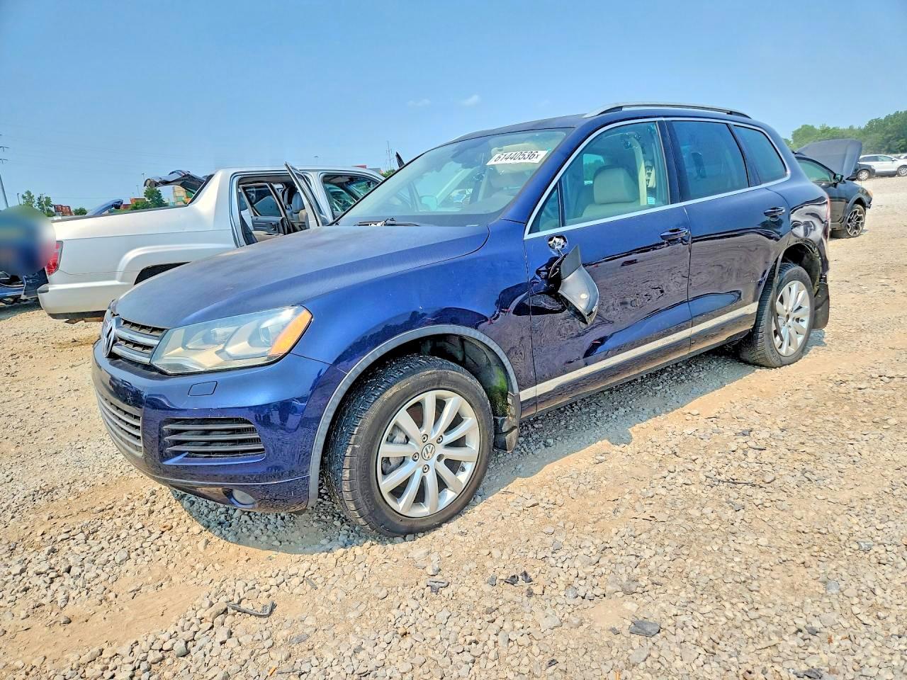 2012 Volkswagen Touareg V6 Tdi Blue vin: WVGEK9BP4CD009615