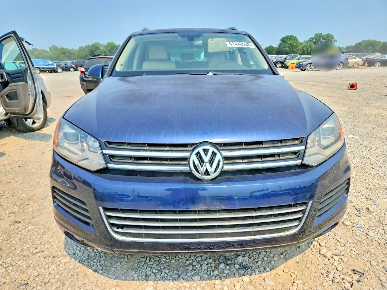 2012 Volkswagen Touareg V6 Tdi Blue vin: WVGEK9BP4CD009615