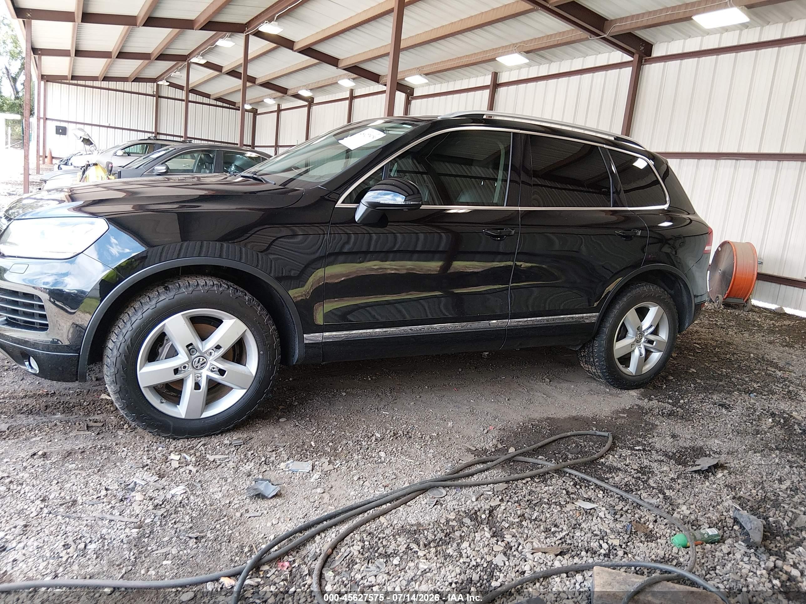 2012 Volkswagen Touareg Tdi Lux Black vin: WVGEK9BP4CD012126