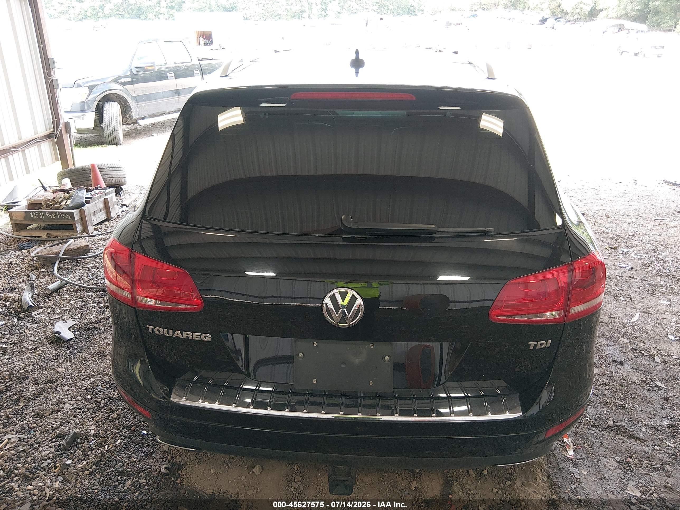 2012 Volkswagen Touareg Tdi Lux Black vin: WVGEK9BP4CD012126