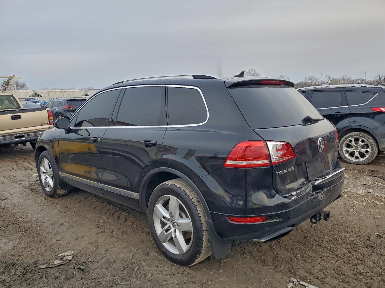 2014 Volkswagen Touareg V6 Tdi Black vin: WVGEP9BP0ED000866