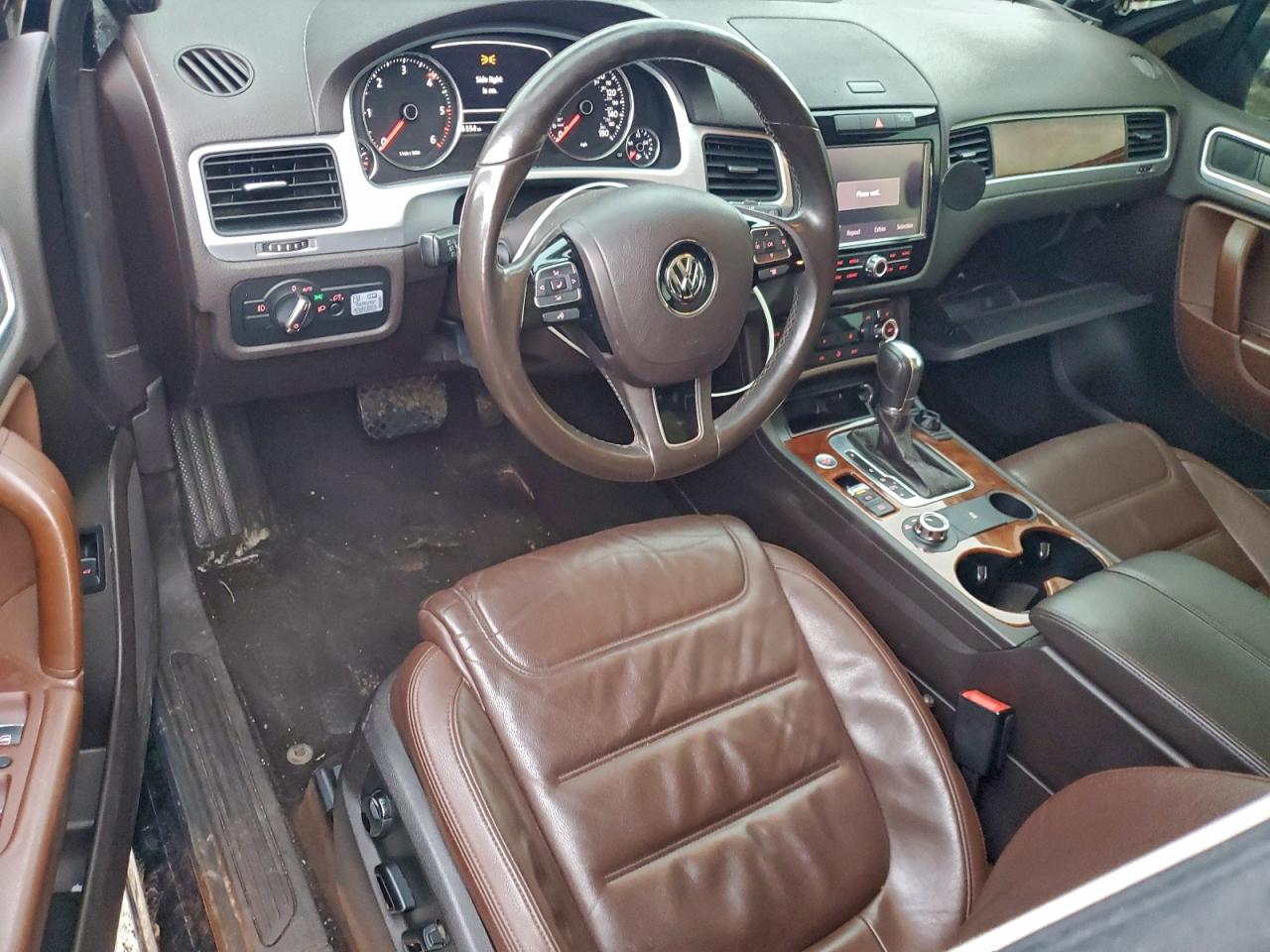 2014 Volkswagen Touareg V6 Tdi Black vin: WVGEP9BP0ED000866