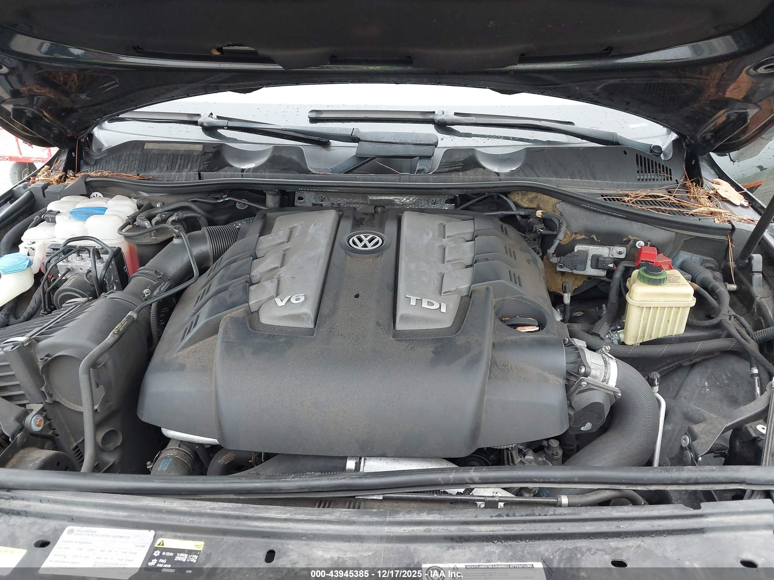 2014 Volkswagen Touareg Tdi Sport Black vin: WVGEP9BP1ED000858